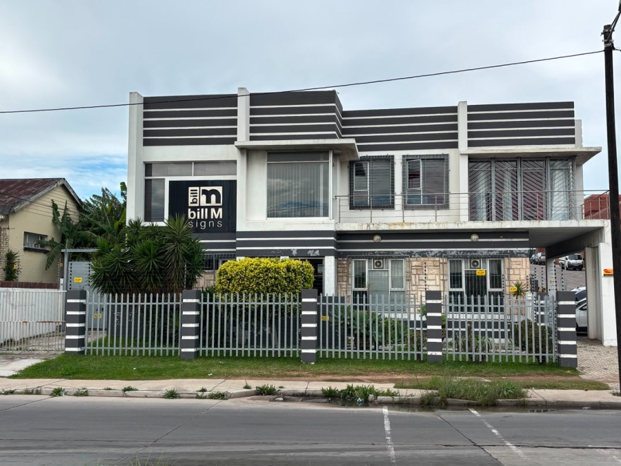 Commercial Property for Sale in Neave Industrial Eastern Cape